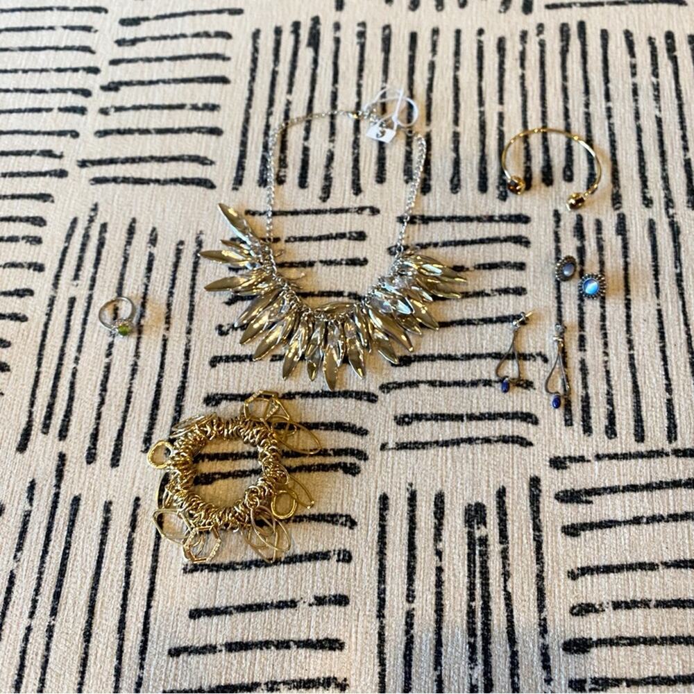 Elegant Gold and Silver Jewelry Set